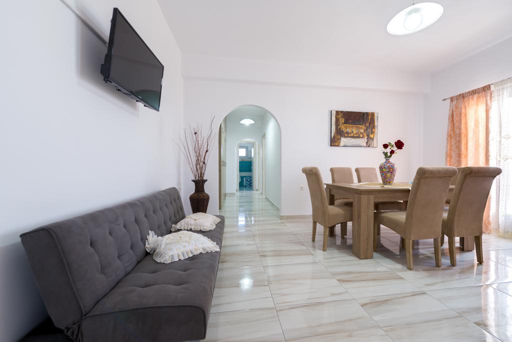 Sun View Villas Pýrgos Exterior foto